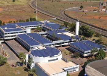 usina minegeradora fotovoltaica caesb gabriel jabur x