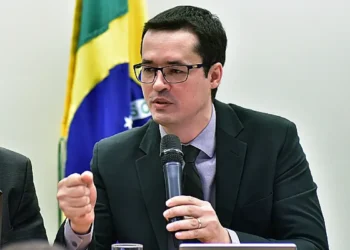 O destaque do Concurso Vai Para o Cargo de Procurador no Tribunal de Contas do Distrito Federal (TCDF). Imagem: Agência Brasil.