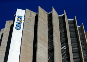 Caixa empossou os primeiros aprovados no concurso
