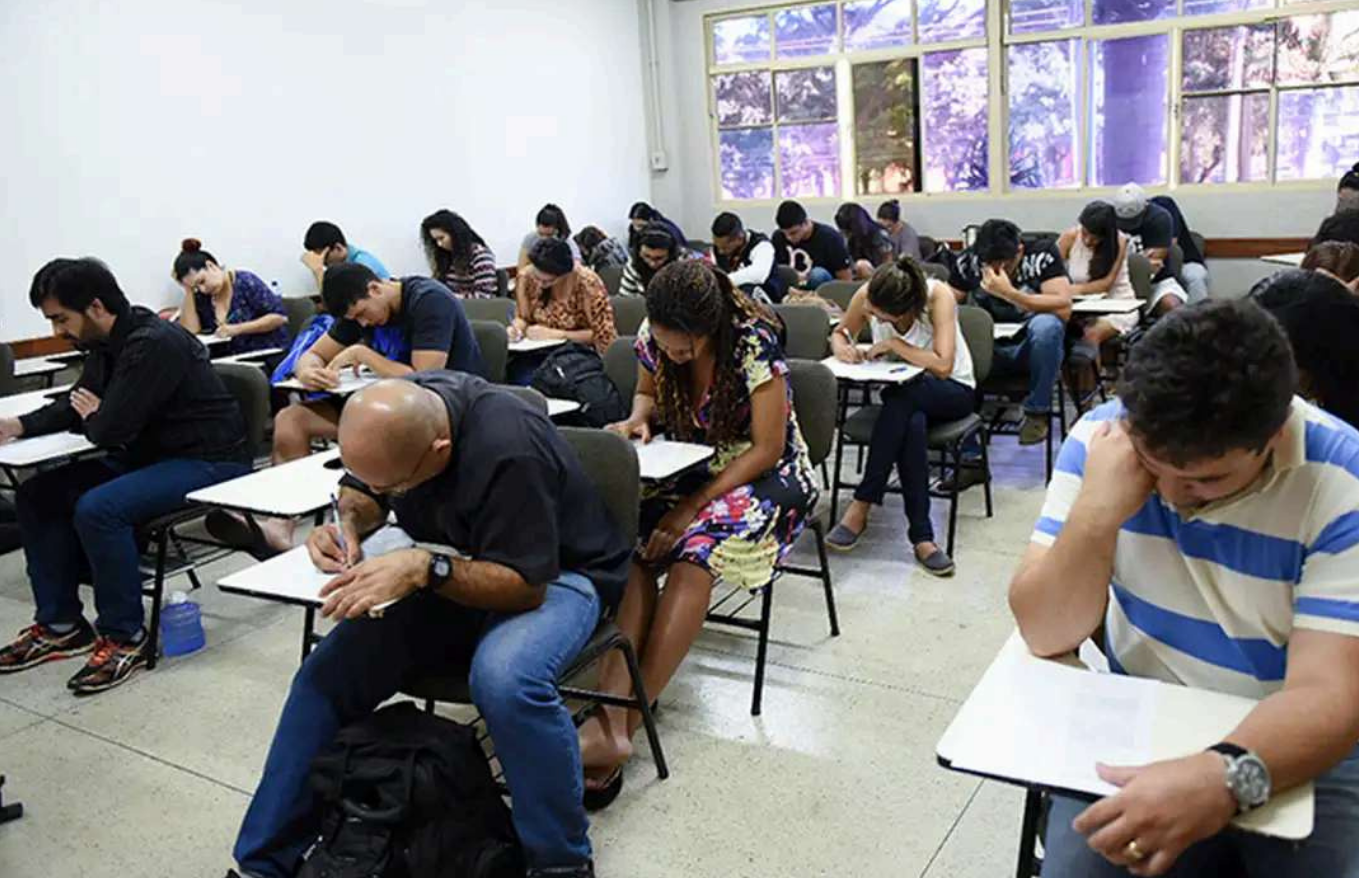 Aos estudantes que perderam a prova do ENADE 2024, já podem pedir dispensa / Imagem: Agência Brasil 