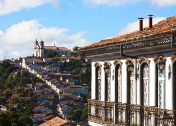 Confira vaga de concurso em Minas Gerais. Imagem: Sociedade Artística Brasileira