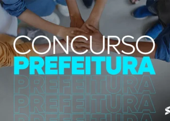 Mãos de diferentes pessoas se unindo, simbolizando a colaboração e a participação no concurso público da Prefeitura de Bauru