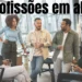 Grupo de profissionais discutindo tendências de carreiras, com foco nas profissões em alta.