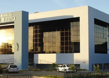 Fachada do Tribunal de Justiça de Roraima, sede responsável pela organização do concurso para cartórios