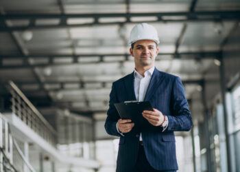 Jovvens estudem para o concurso.