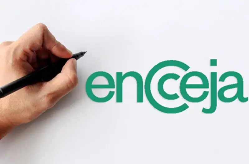 Logo do ENCCEJA sendo desenhado Mão desenhando o logo do ENCCEJA 2025
