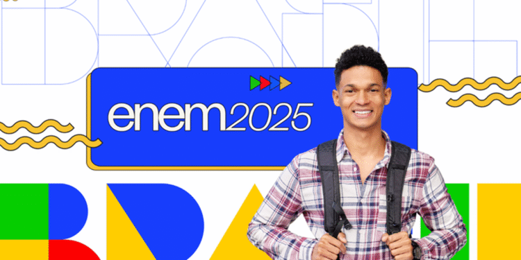 Estudante sorrindo e preparado para o ENEM 2025, com mochila e confiança para iniciar os estudos.