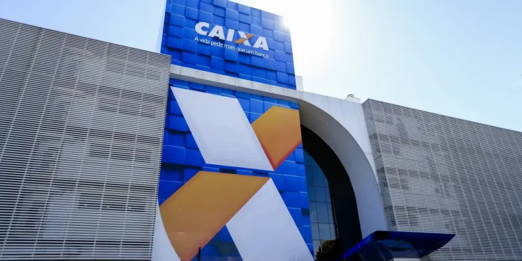 Fachada moderna do prédio principal da Caixa Econômica Federal.