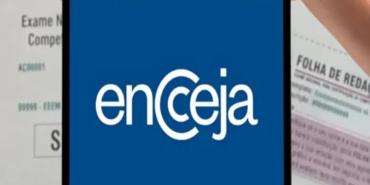 Pessoa segurando tablet com logo do Encceja, ao fundo documentos do exame nacional para jovens e adultos.