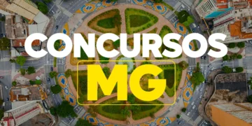 Vista aérea de uma rotatória urbana, com as palavras "CONCURSOS MG" em destaque, simbolizando oportunidades de concursos públicos em Minas Gerais, como o de Guarda Civil de Pedra Azul.