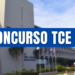 concurso tce baPrédio do Tribunal de Contas da Bahia ao fundo com faixa escrita "Concurso TCE BA"