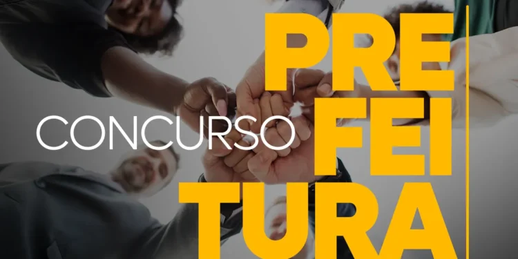 Grupo de pessoas unindo as mãos com texto Concurso Prefeitura sobreposto