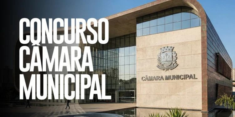 Prédio moderno da Câmara Municipal com fachada de vidro e concreto, brasão institucional e texto "Câmara Municipal"