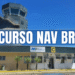 Torre de controle e prédio da NAV Brasil com texto "Concurso NAV Brasil" em azul sobre céu ensolarado