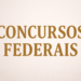 Texto "Concursos Federais" em dourado sobre fundo bege