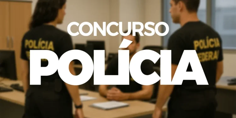 Candidatos da Polícia Federal em ambiente de avaliação durante concurso público