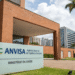 Anvisa suspende lotes de medicamentos para hipertensão e câncer de mama: veja como proceder
