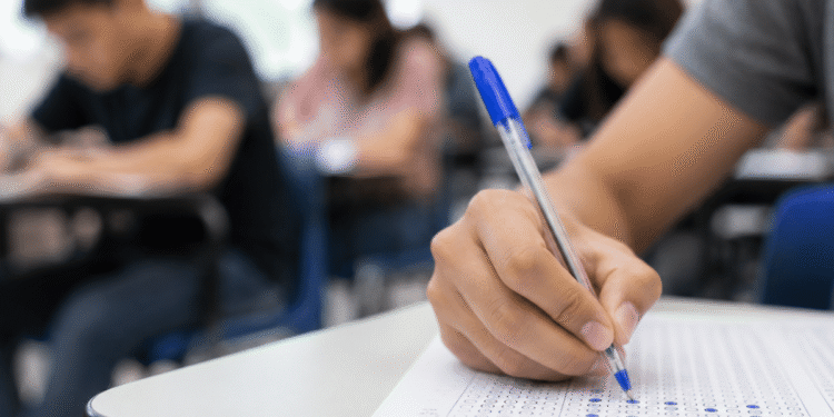 Salário de até R$ 15.970,05: Prefeitura de Quatro Pontes-PR abre inscrições para concurso nesta sexta (31)